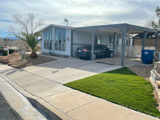 185 North 2750 East St. George, UT 84790 - Photo 2 of 16