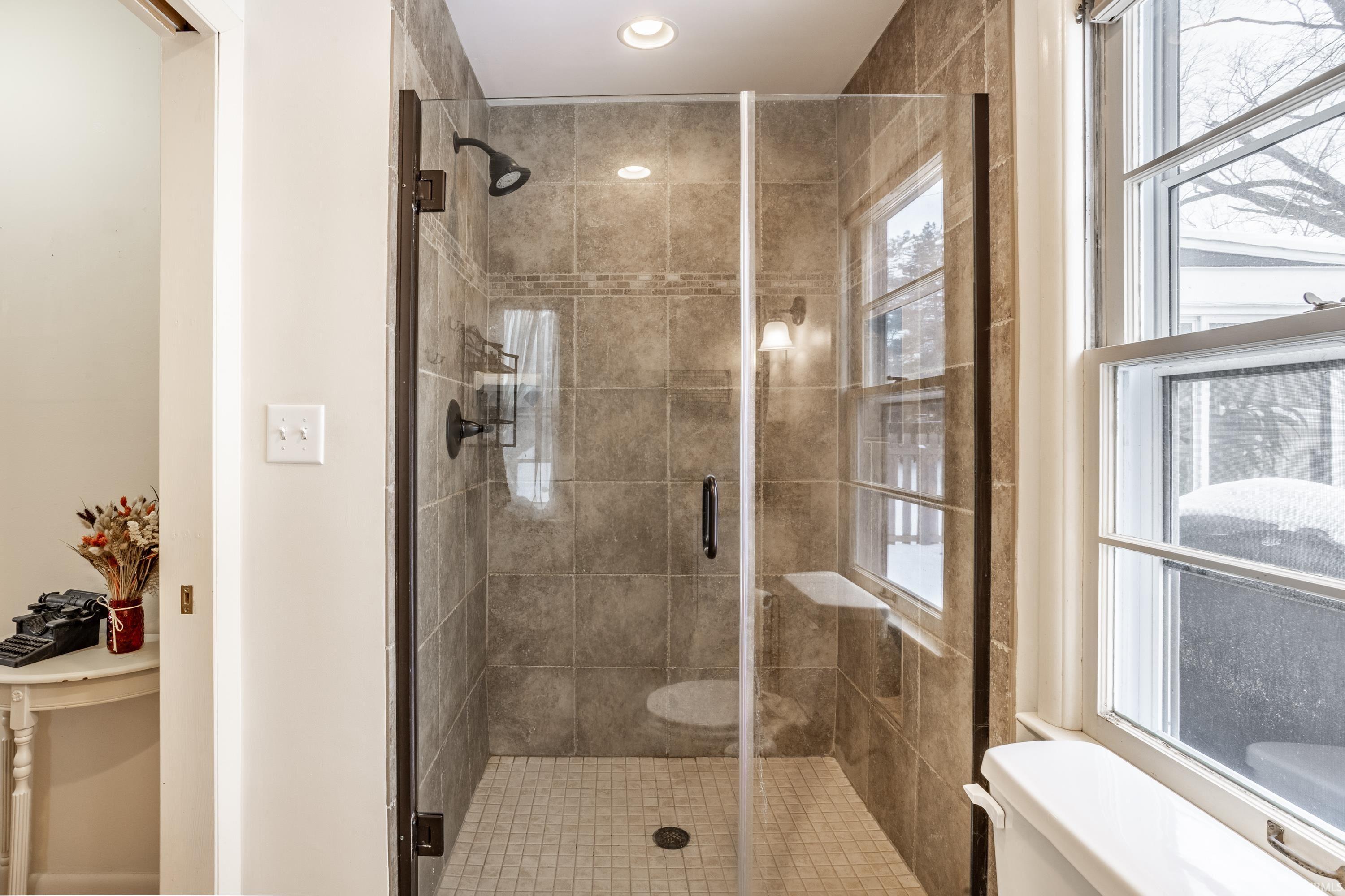 6252 Douglas Road Indianapolis, IN 46220 - Photo 29 of 36