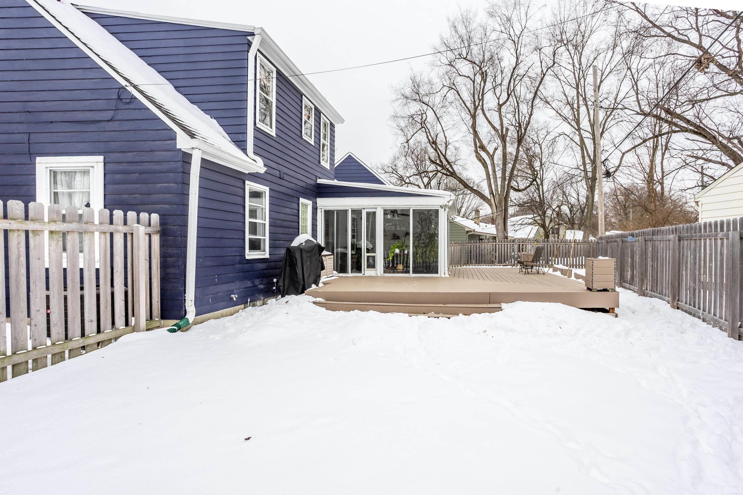 6252 Douglas Road Indianapolis, IN 46220 - Photo 10 of 36