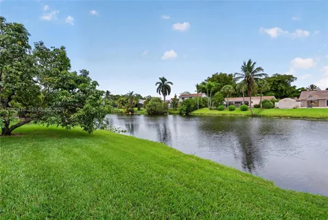 $775,000 | 8668 Southwest 50th Street, Cooper City, FL 33328