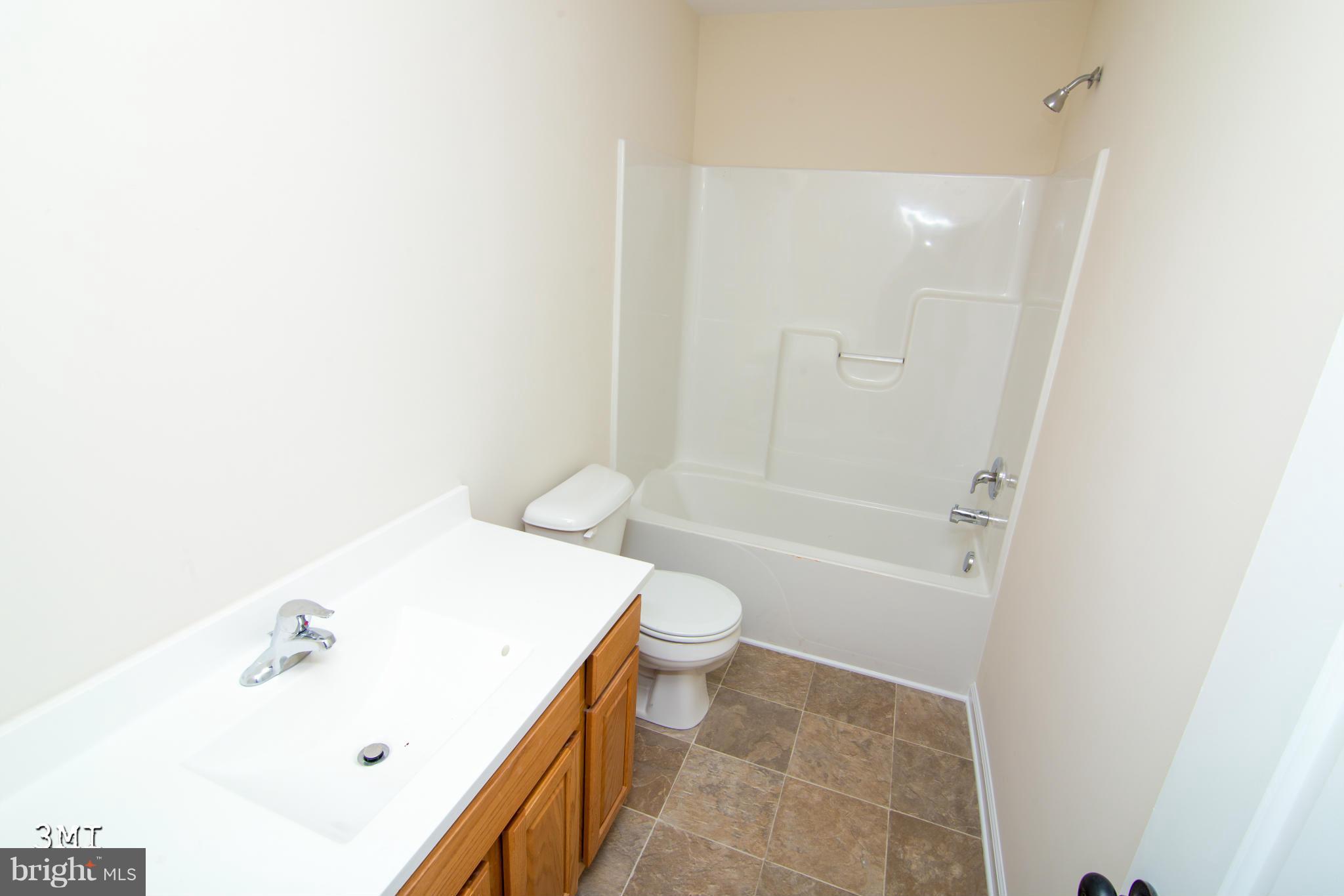 235 Hawick Road Inwood, WV 25428 - Photo 17 of 26 Bath