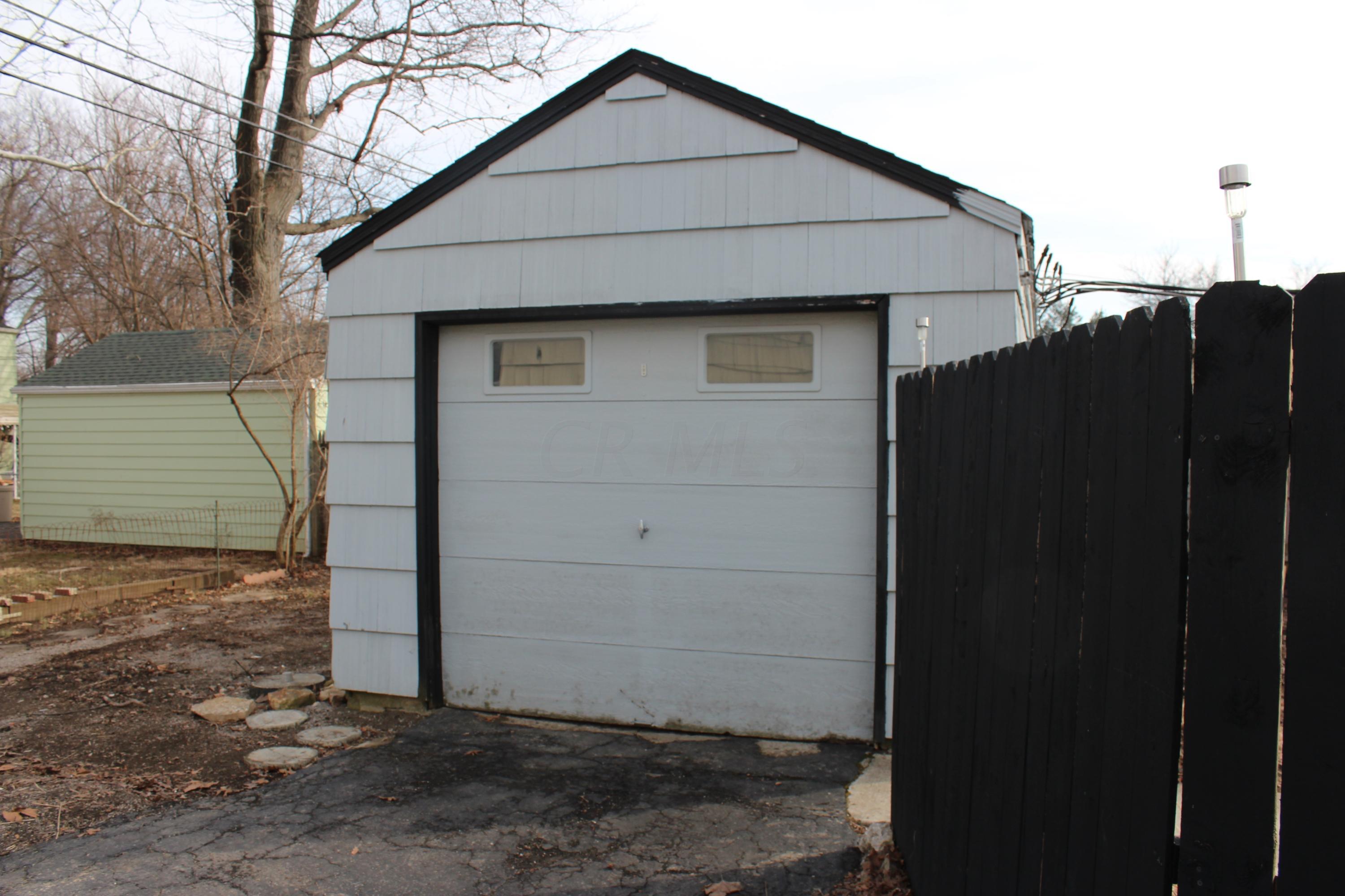 168 North Merkle Road Columbus, OH 43209 - Photo 27 of 29