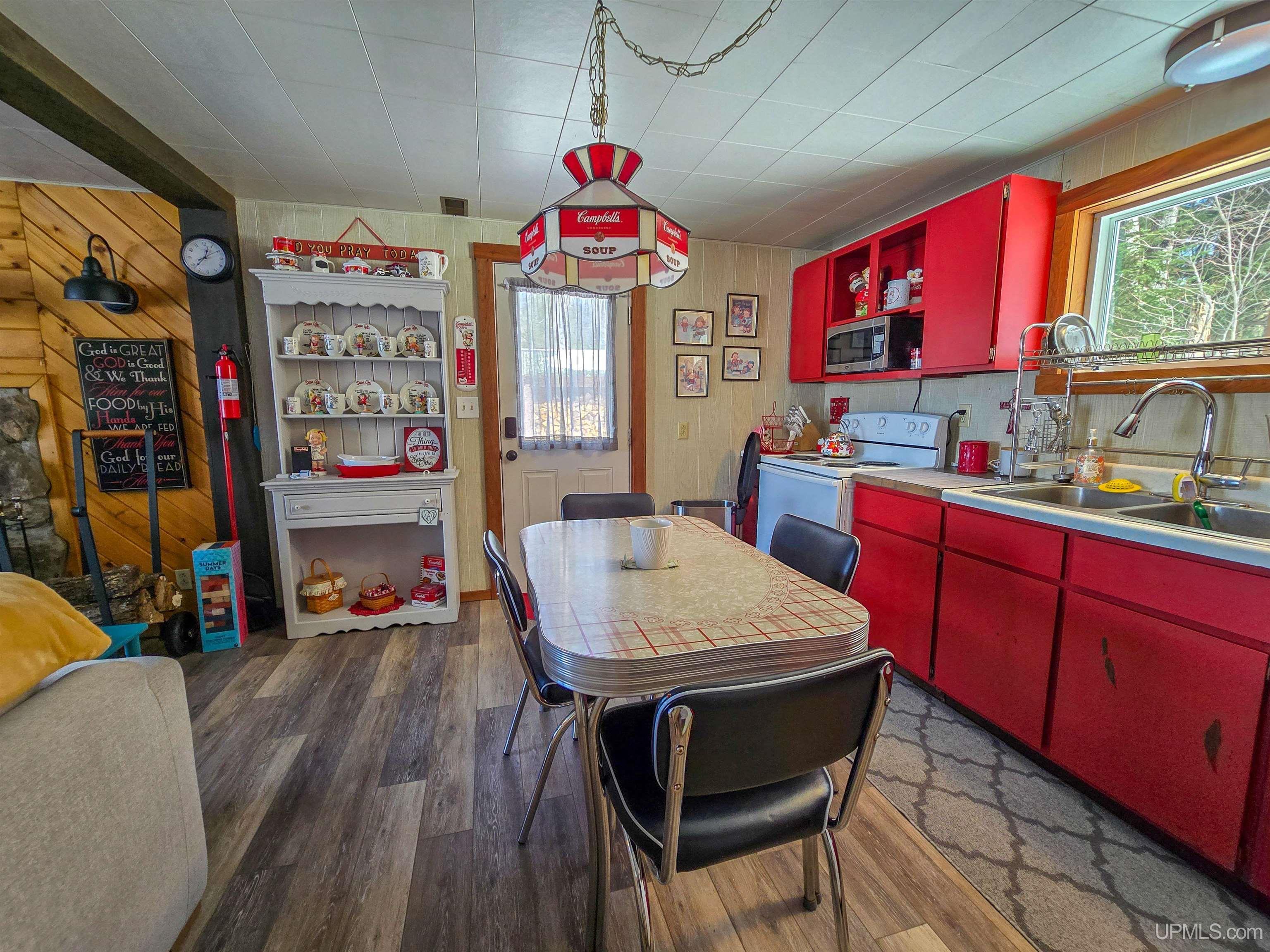 3865 Peninsula Point Road Munising, MI 49862 - Photo 18 of 88