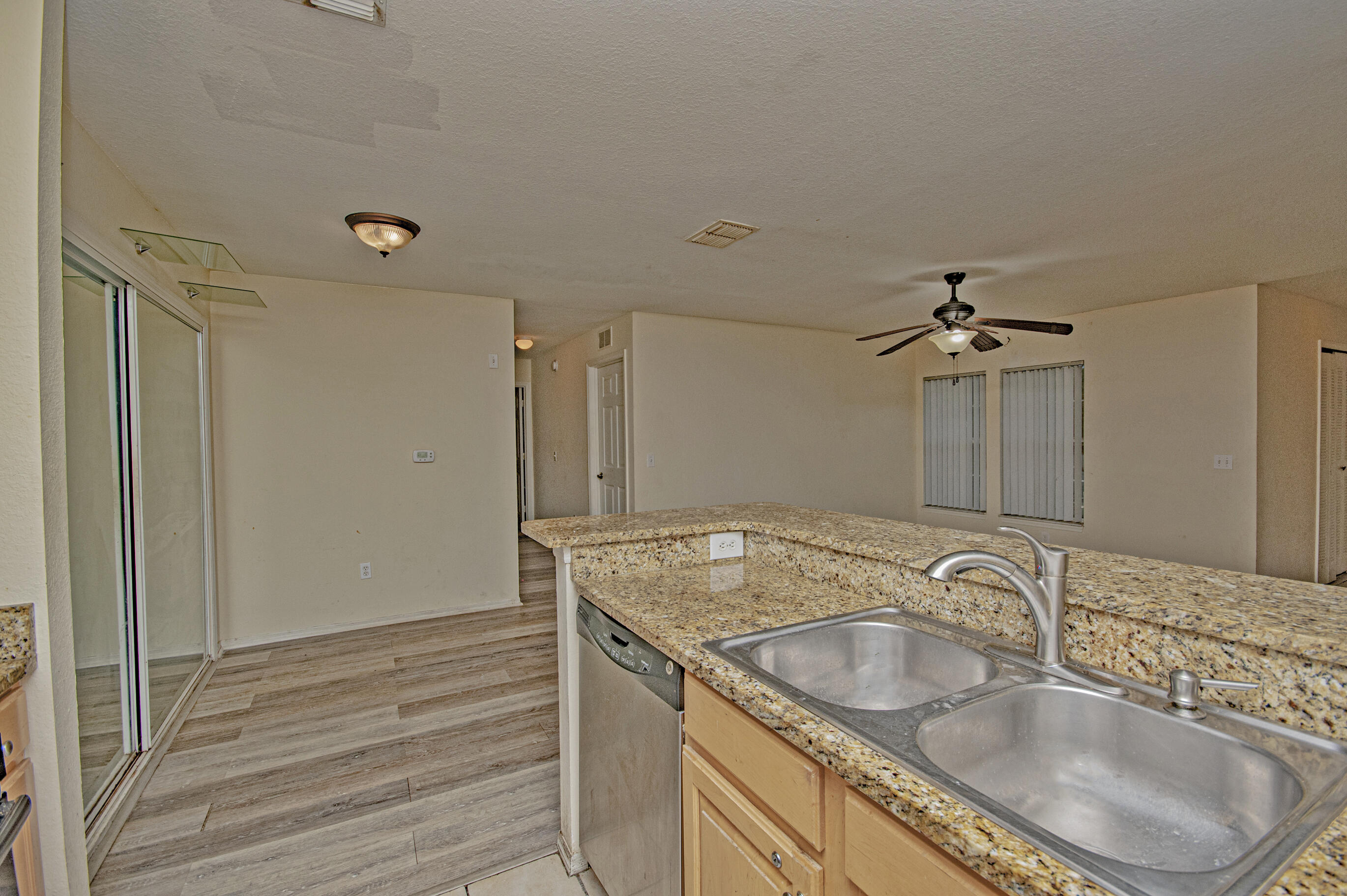 703 Lighthouse Road, Unit 703 Panama City Beach, FL 32407 - Photo 9 of 31 DSC_3871
