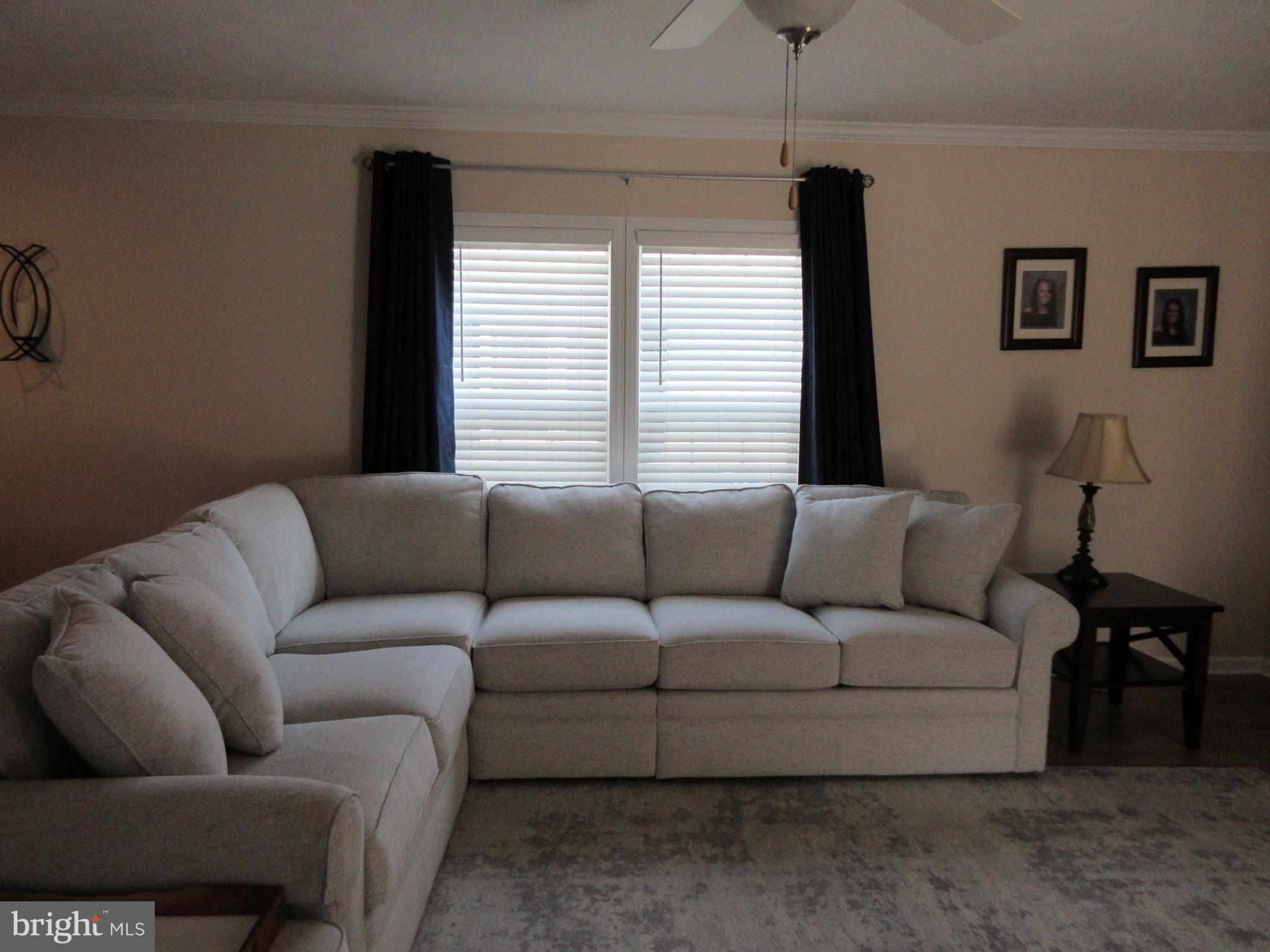 325 Jacobs Loop Bear, DE 19701 - Photo 13 of 28 Living room