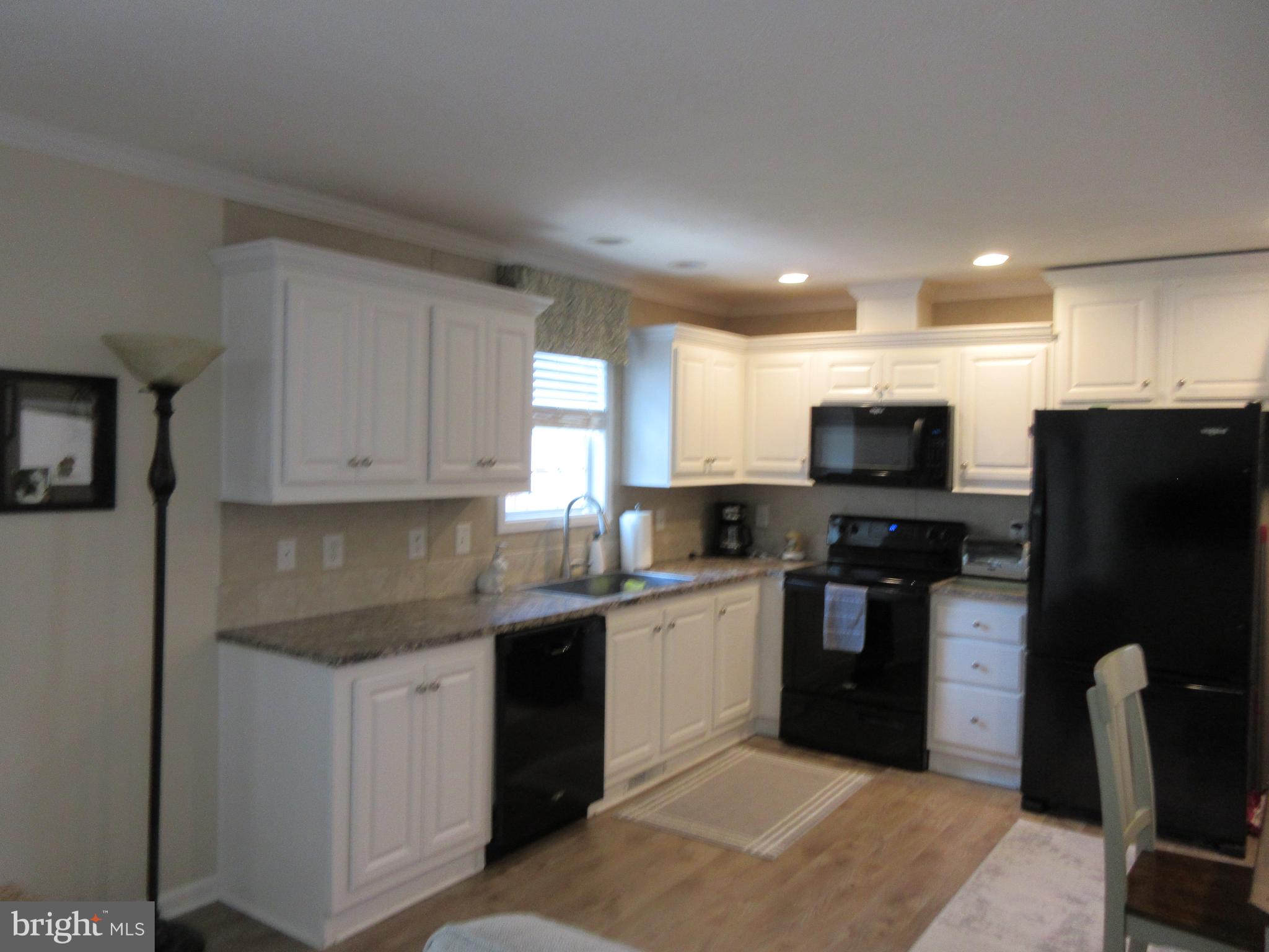 325 Jacobs Loop Bear, DE 19701 - Photo 16 of 28 Kitchen