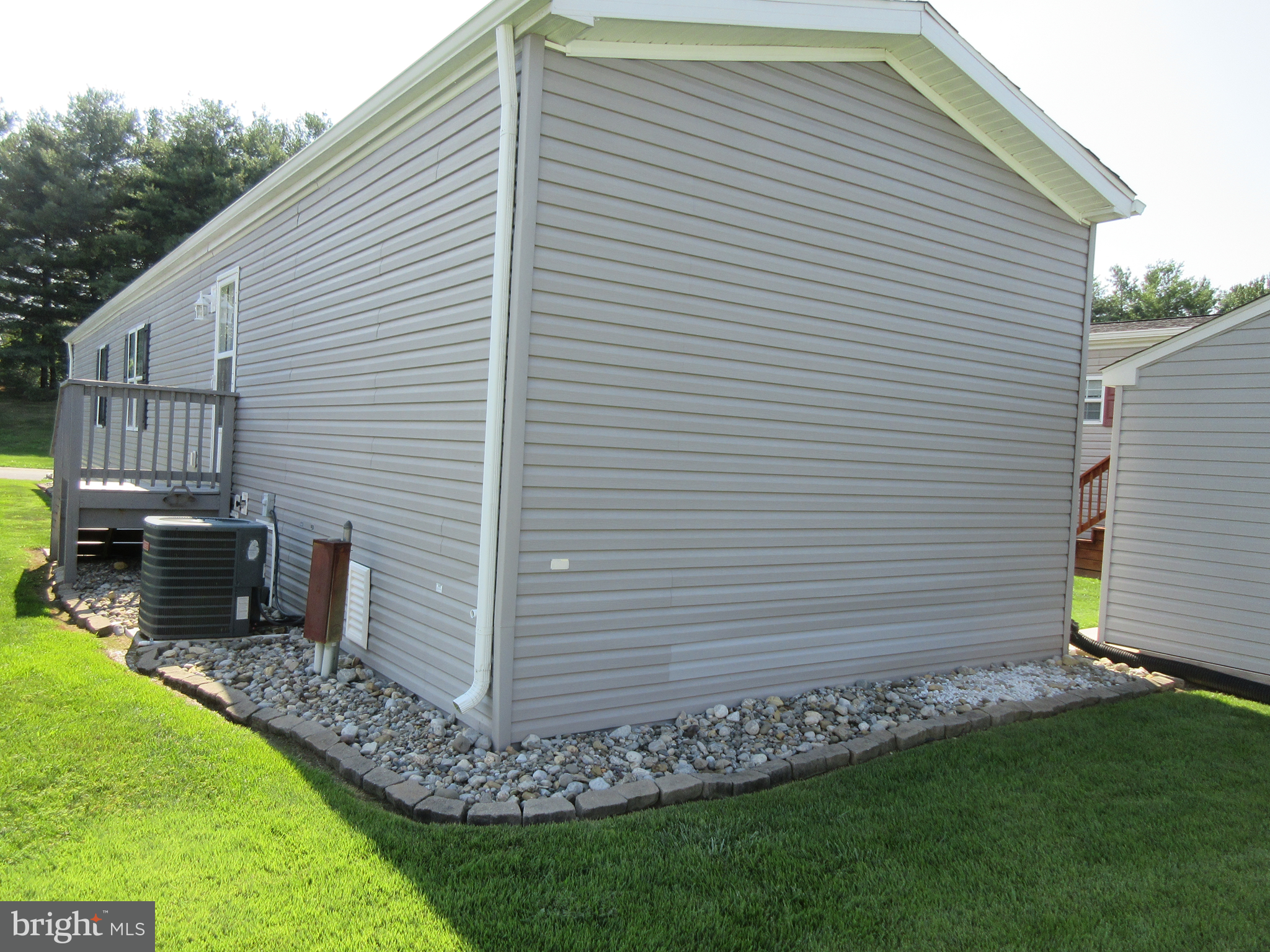 325 Jacobs Loop Bear, DE 19701 - Photo 9 of 28 Back