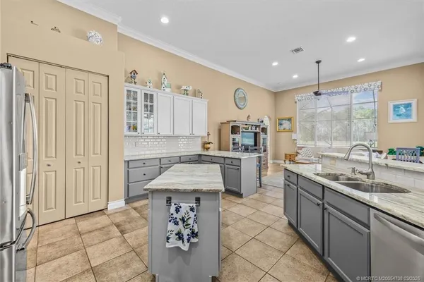 $995,888 | 3178 Southeast Indian Wells Place, Stuart, FL 34997