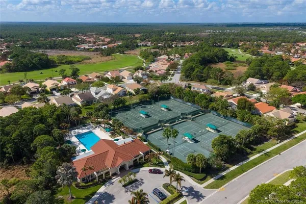 $995,888 | 3178 Southeast Indian Wells Place, Stuart, FL 34997