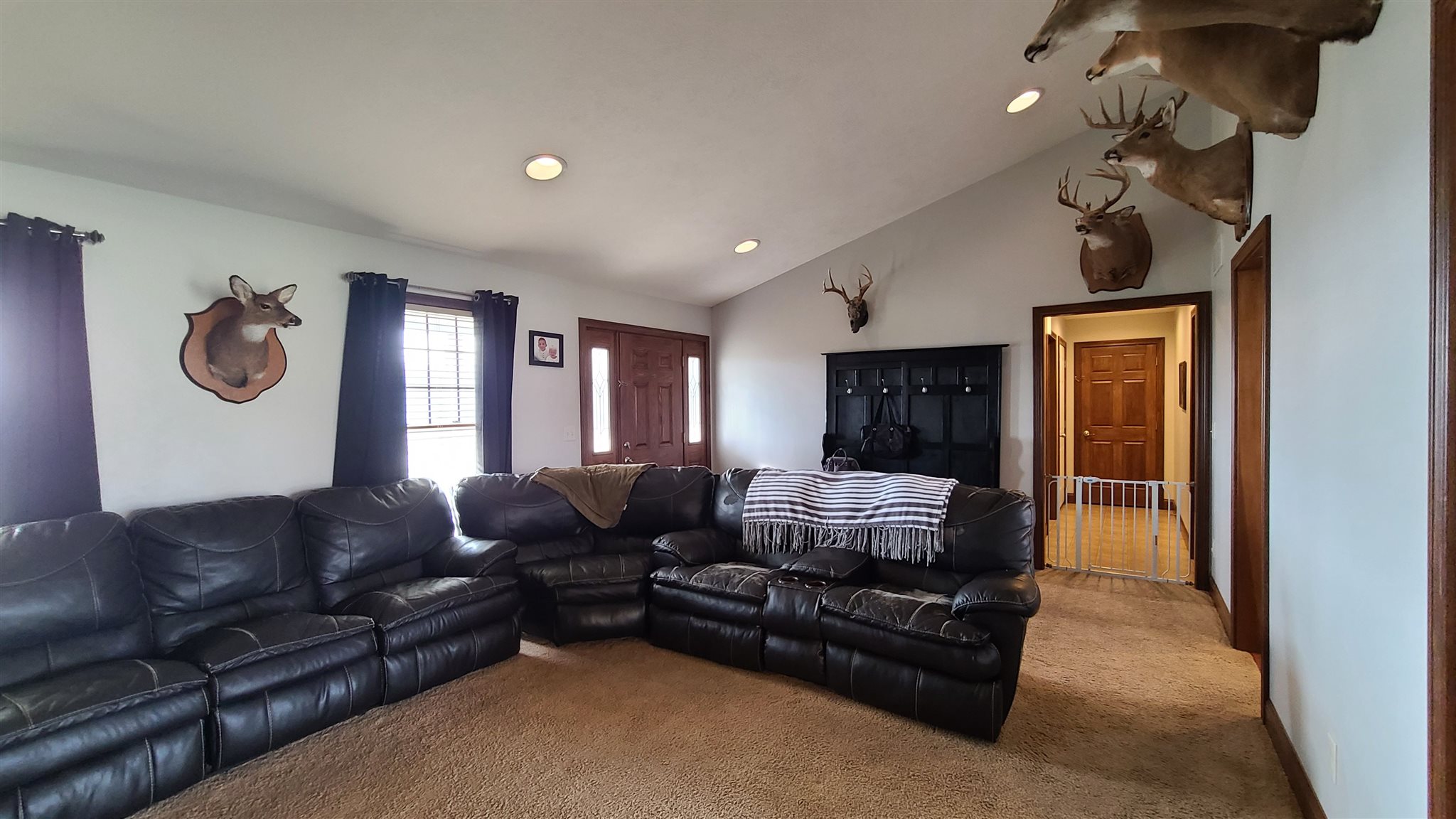 9180 Wiggins Road Poseyville, IN 47633 - Photo 3 of 25 Gallery Image 3