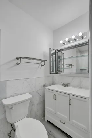 $3,200 | 601 Northeast 59th Court, Oakland Park, FL 33334