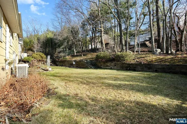 $589,900 | 18 Schirra Drive, Wanaque, NJ 07465