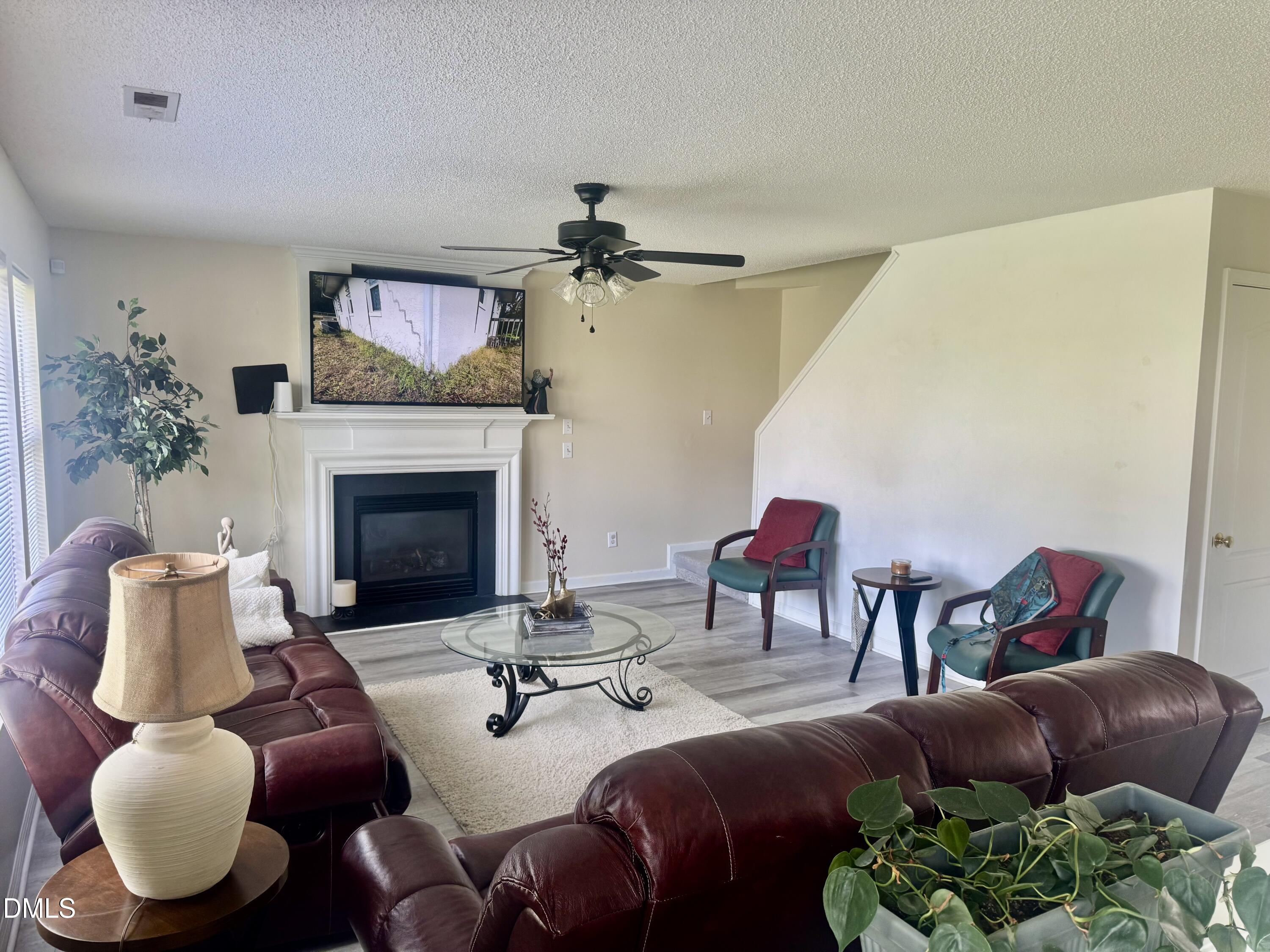 2929 Tuckland Drive Raleigh, NC 27610 - Photo 5 of 19 IMG_1723