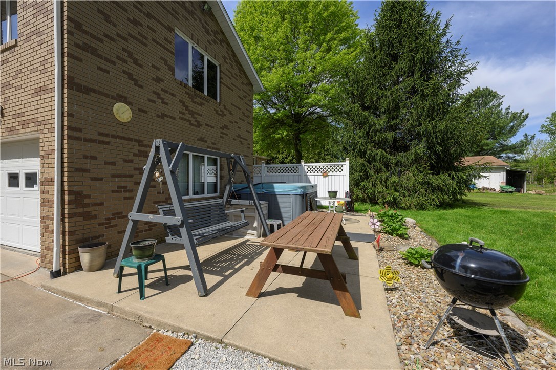 2677 Summit Road Akron, OH 44321 - Photo 25 of 33