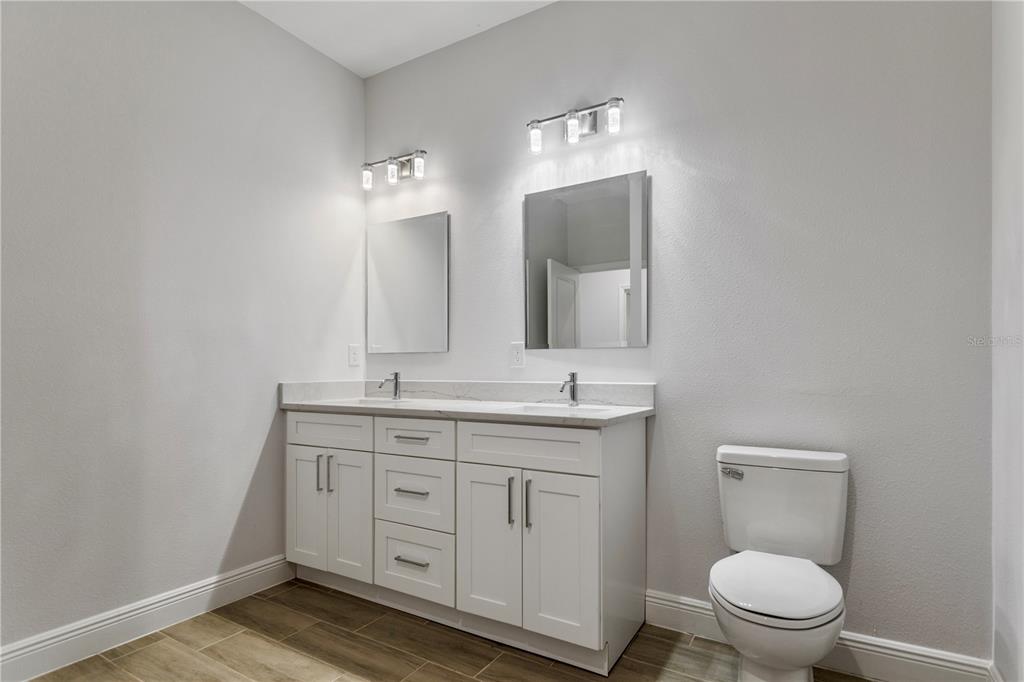 959 11th Avenue DeLand, FL 32724 - Photo 11 of 16