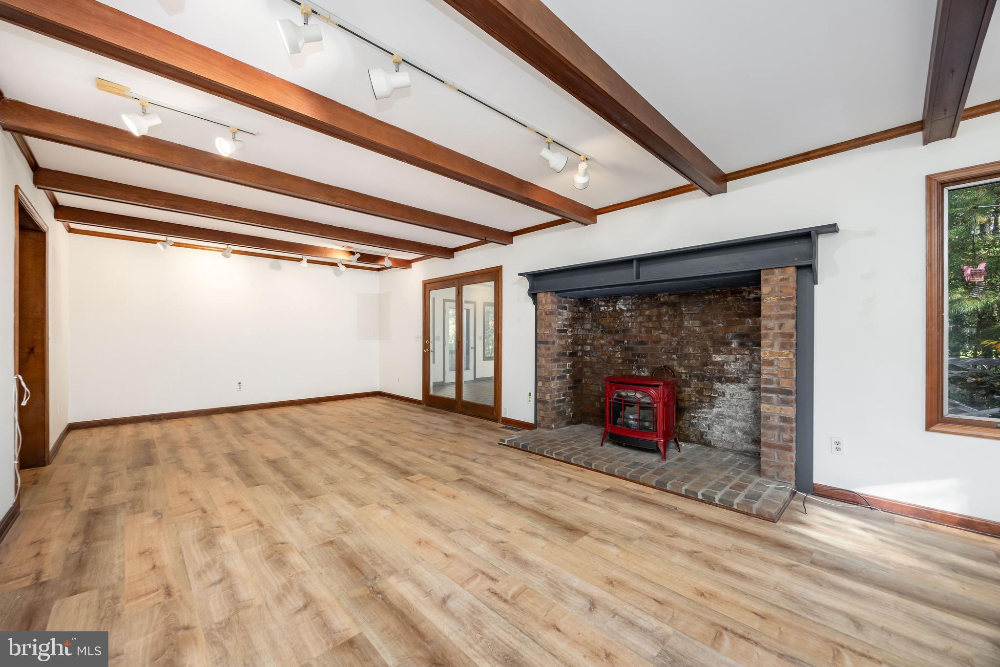 19 Brookside Road Ocean Pines, MD 21811 - Photo 12 of 80 a view of an empty room