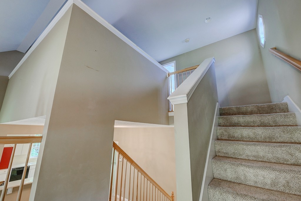 4 Old Stage Road, Unit 4 Litchfield, NH 03052 - Photo 23 of 30 a view of entryway