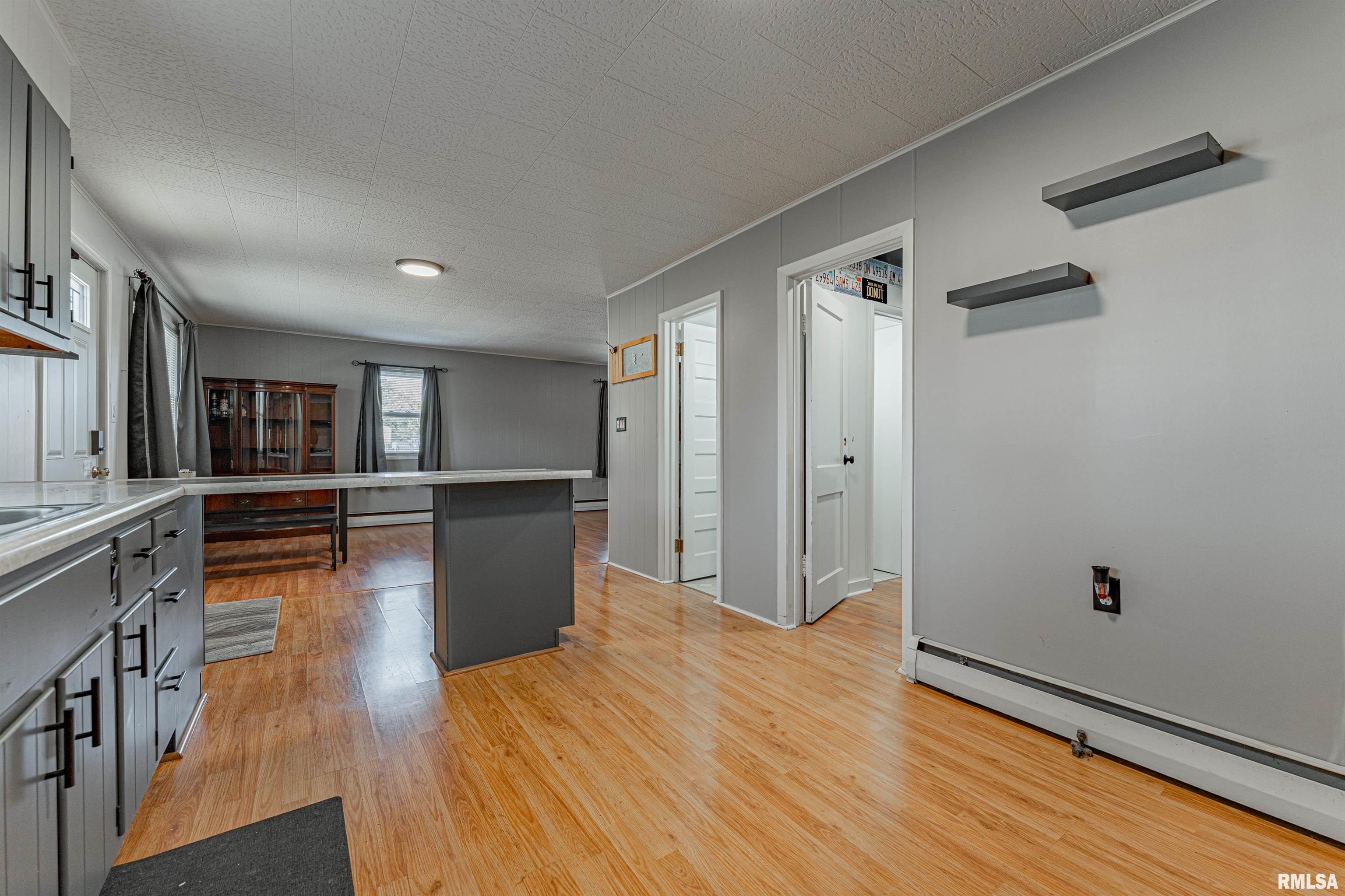 1500 East Jefferson Street Clinton, IL 61727 - Photo 8 of 21