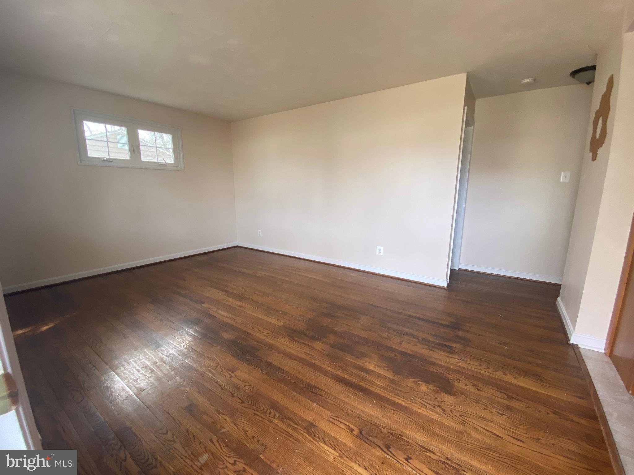 2921 Edgewood Road Bryans Road, MD 20616 - Photo 11 of 24 Living room