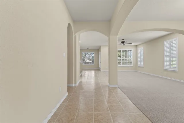 a view of entryway with a door