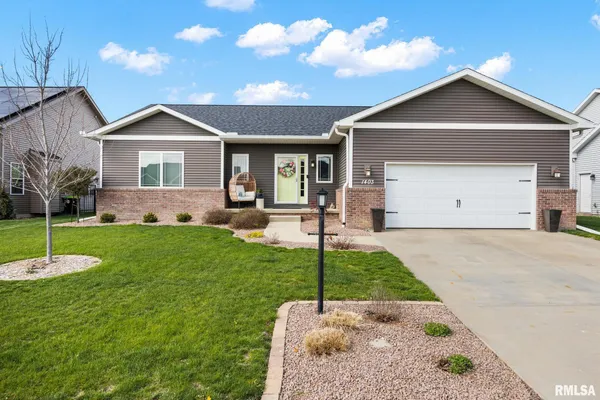 $485,000 | 1403 Westminster Drive, Washington, IL 61571