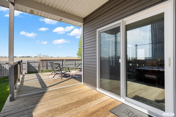 $485,000 | 1403 Westminster Drive, Washington, IL 61571