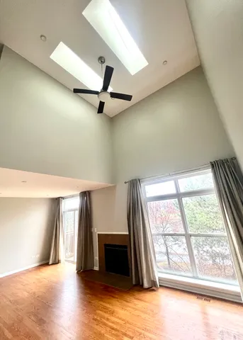 $3,100 | 300 Lunt Avenue, Unit 300, Schaumburg, IL 60193