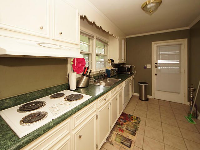 1347 Ashley Hall Road Charleston, SC 29407 - Photo 6 of 17 07