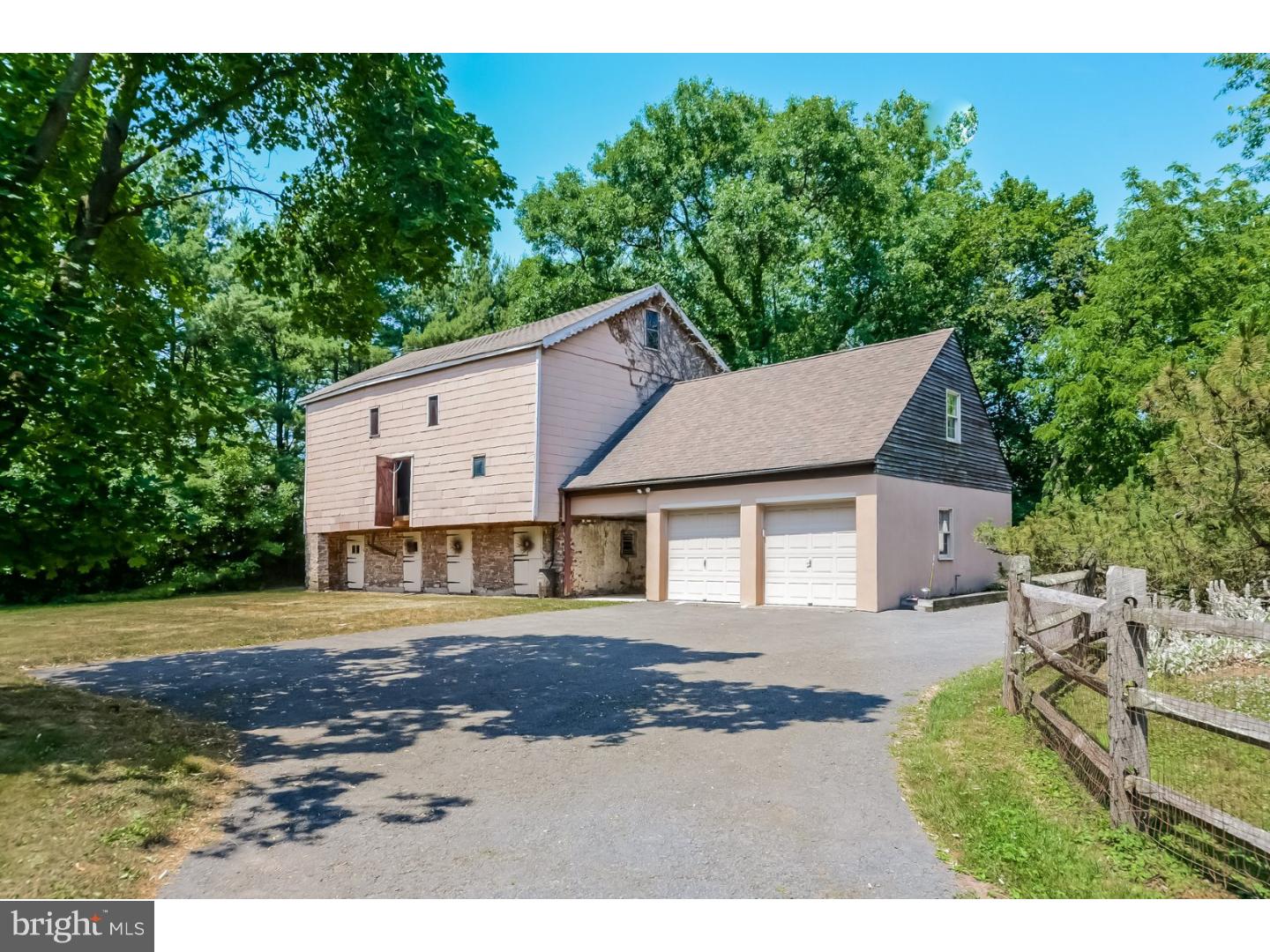 222 Cowpath Road Hatfield, PA 19440 - Photo 2 of 25 Barn