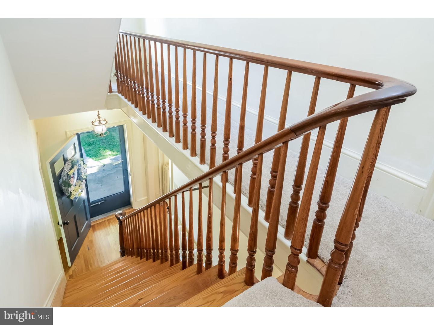 222 Cowpath Road Hatfield, PA 19440 - Photo 5 of 25 Hallway