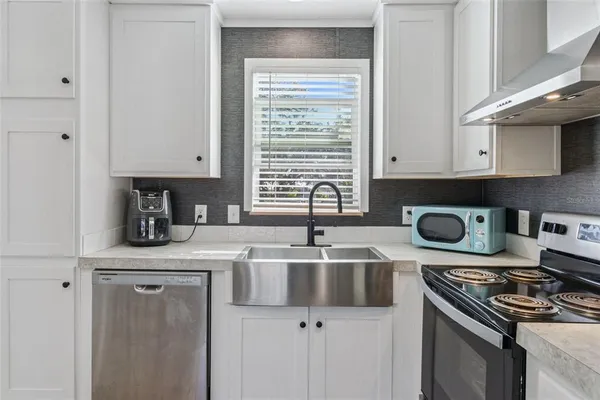 $220,000 | 3001 Holiday Beach Drive, Avon Park, FL 33825