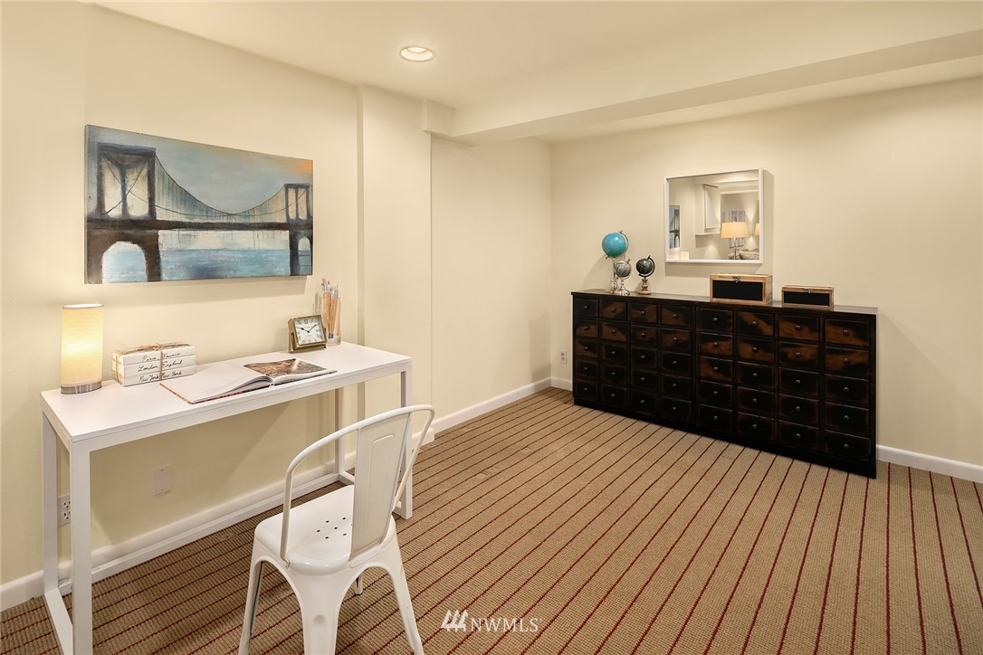 5440 Northeast Windermere Road Seattle, WA 98105 - Photo 23 of 40 Gallery Image 23