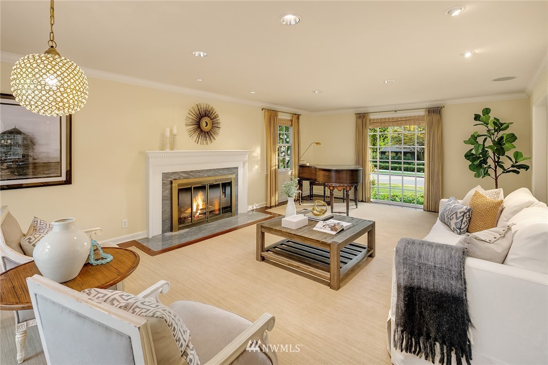 5440 Northeast Windermere Road Seattle, WA 98105 - Photo 5 of 40 Gallery Image 5