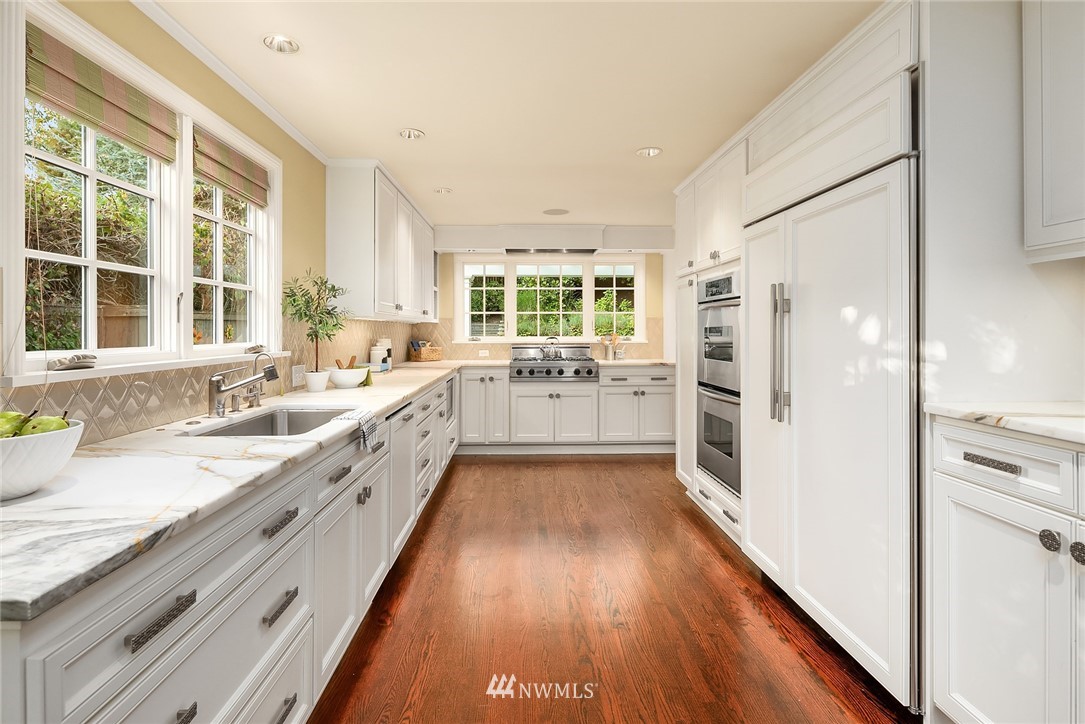 5440 Northeast Windermere Road Seattle, WA 98105 - Photo 9 of 40 Gallery Image 9