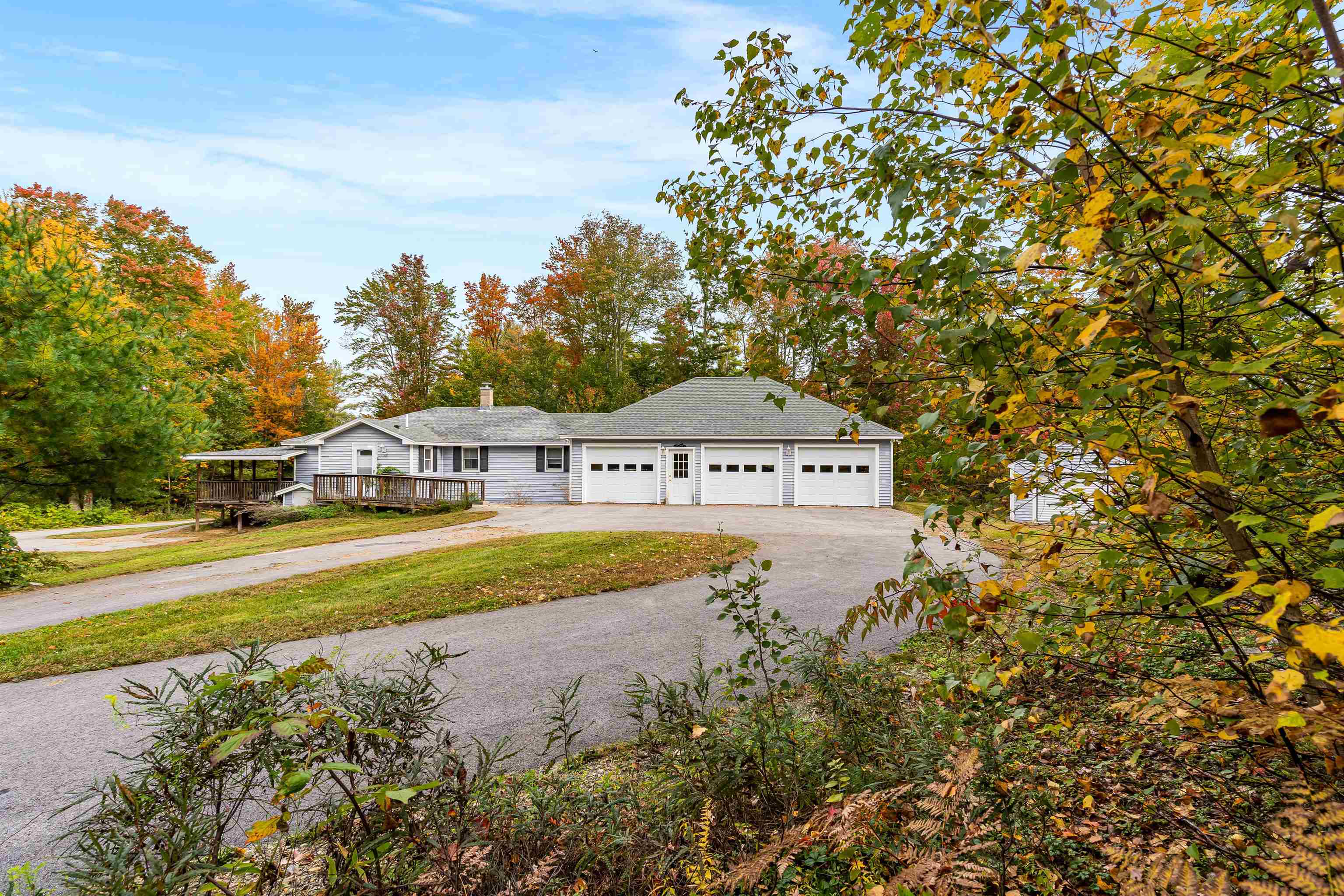 2131 Dover Road Epsom, NH 03234 - Photo 12 of 40