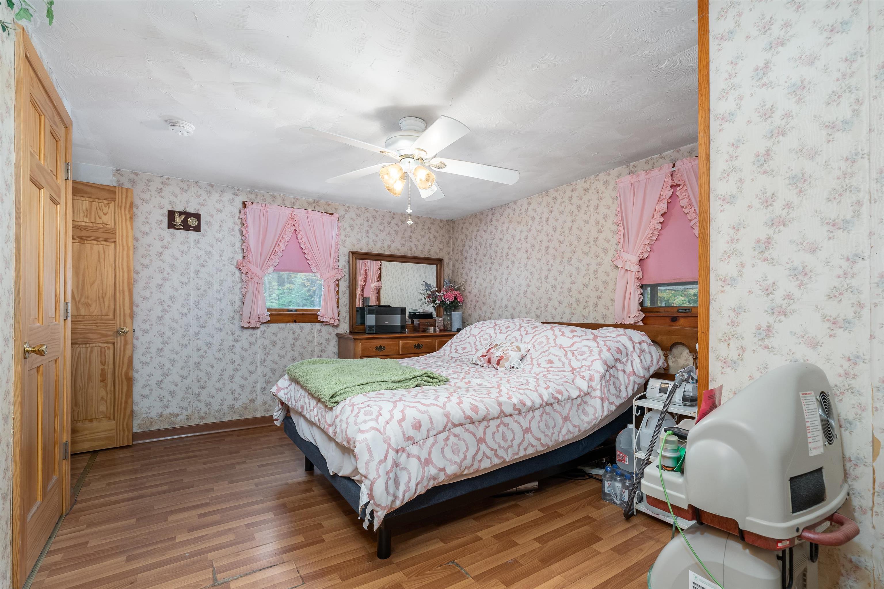 2131 Dover Road Epsom, NH 03234 - Photo 26 of 40