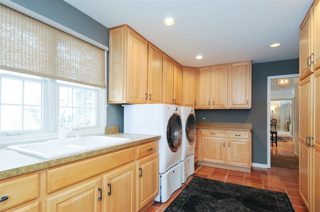 205 West Bailey Road Naperville, IL 60565 - Photo 6 of 22