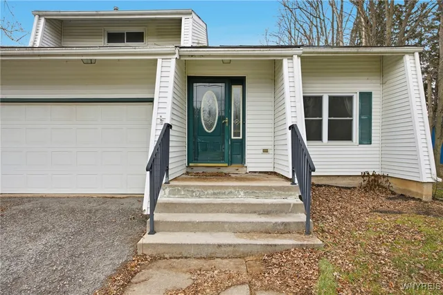 $239,000 | 2972 Rosemarie Circle, Newfane, NY 14108
