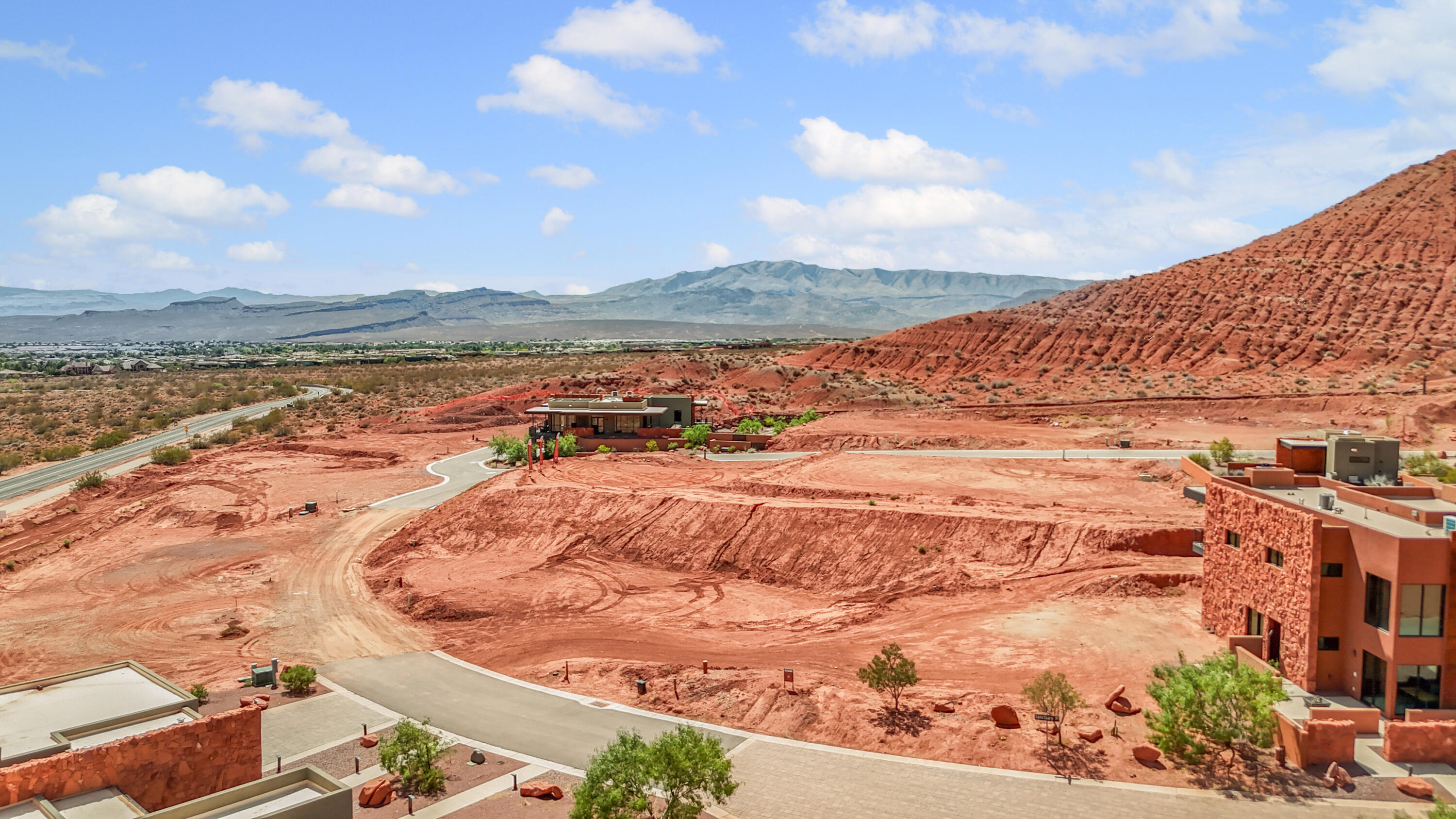 706 Sanctuary Place, Unit 7 Ivins, UT 84738 - Photo 10 of 11 DJI_20250909143958_0775_D