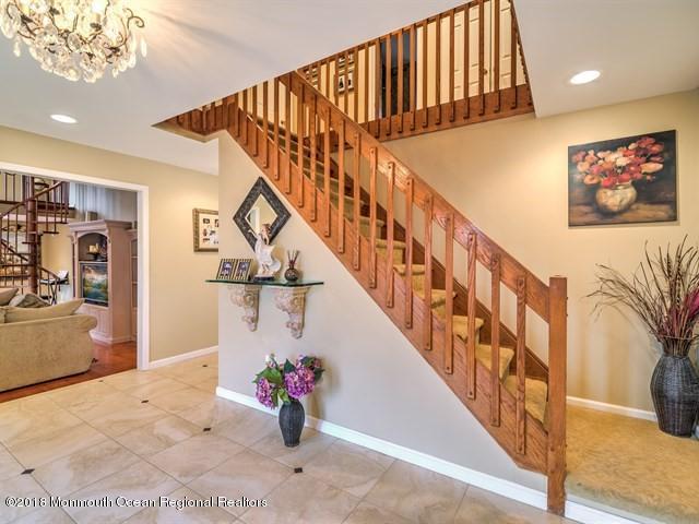 159 Thompson Grove Road Manalapan, NJ 07726 - Photo 3 of 48 FOYER