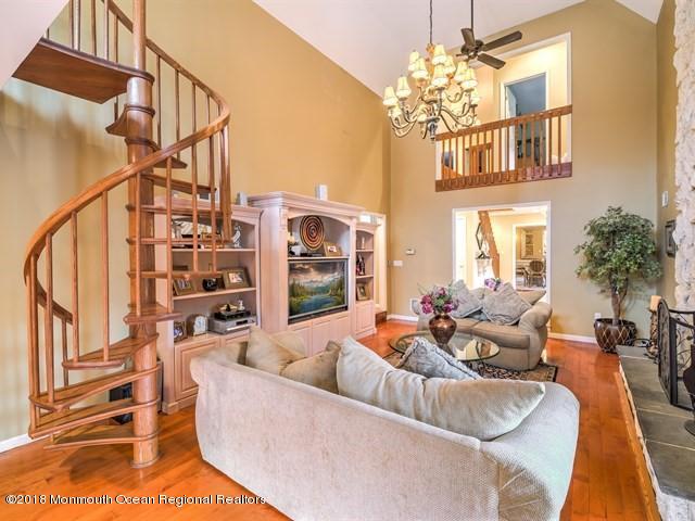 159 Thompson Grove Road Manalapan, NJ 07726 - Photo 6 of 48 LIVING ROOM