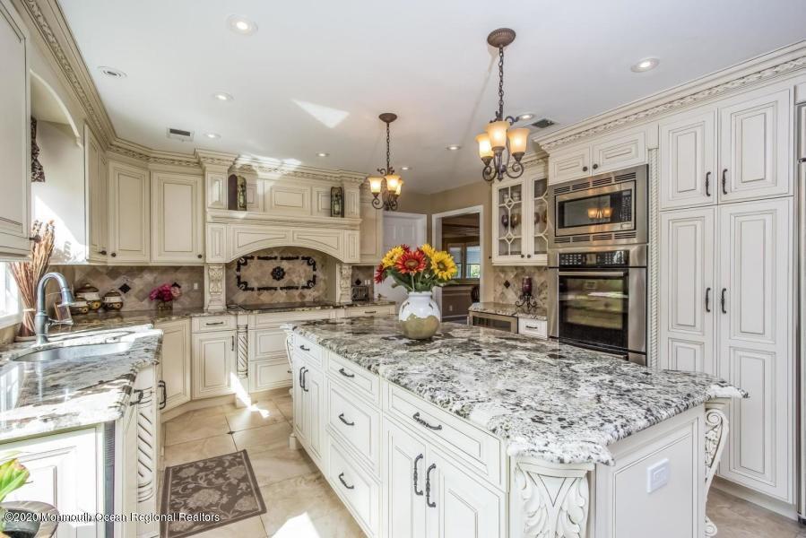 159 Thompson Grove Road Manalapan, NJ 07726 - Photo 10 of 48 KITCHEN