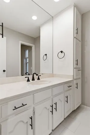 $465,000 | 1704 Saxon Drive, Bedford, TX 76021