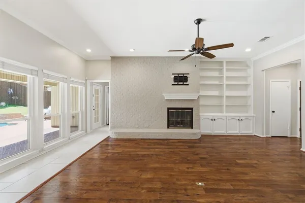 $465,000 | 1704 Saxon Drive, Bedford, TX 76021