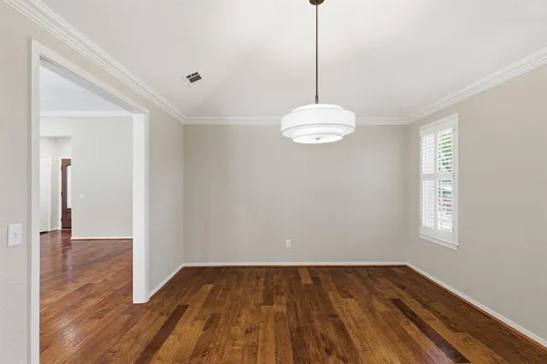 $465,000 | 1704 Saxon Drive, Bedford, TX 76021