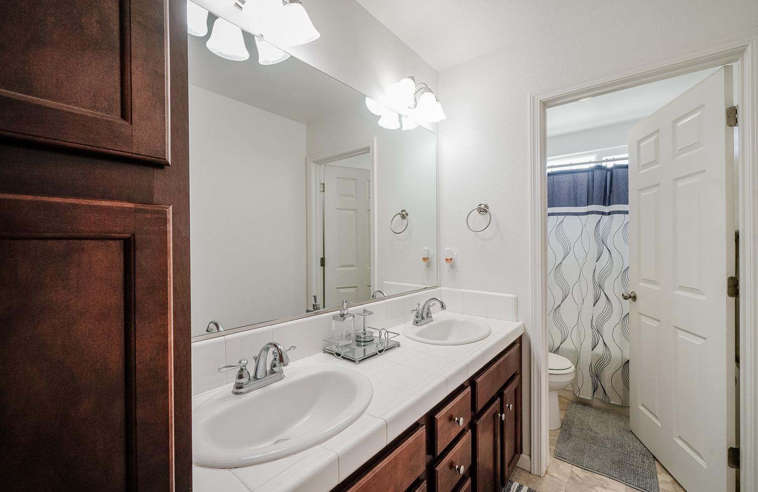 1483 La Quinta Way Madera, CA 93638 - Photo 19 of 37