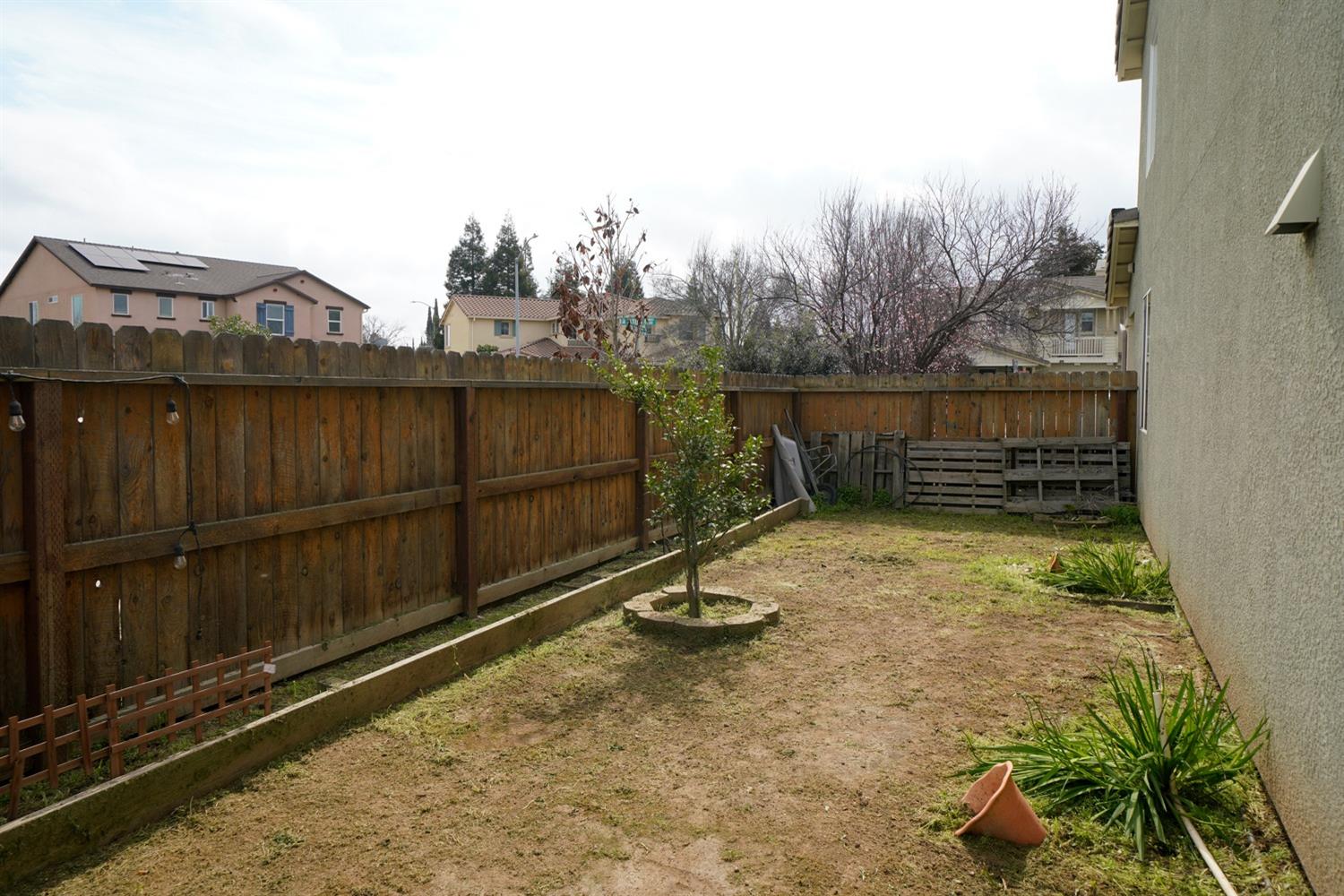 1483 La Quinta Way Madera, CA 93638 - Photo 30 of 37