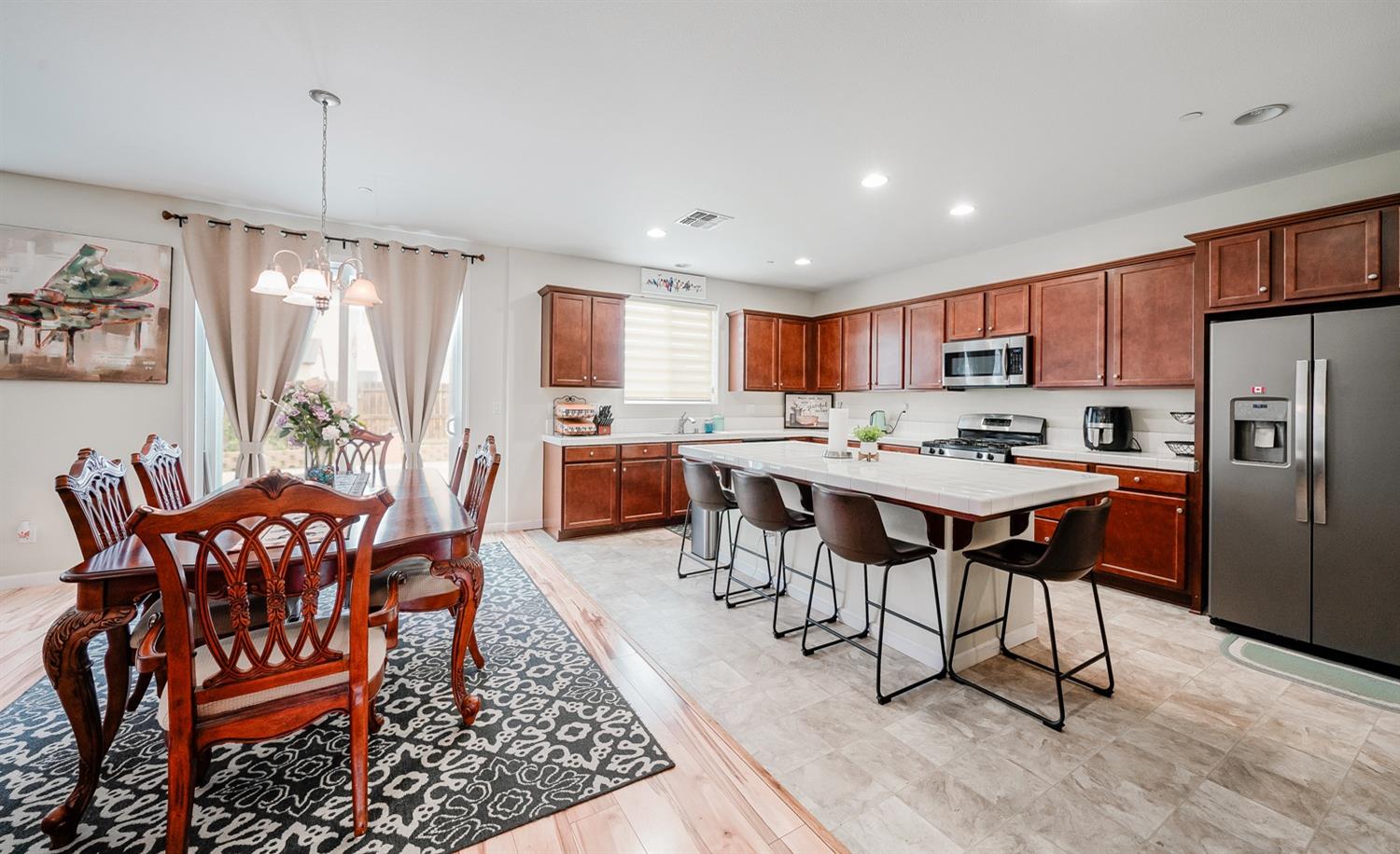 1483 La Quinta Way Madera, CA 93638 - Photo 6 of 37