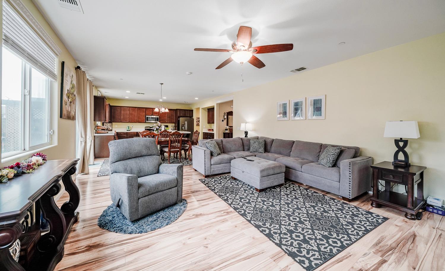 1483 La Quinta Way Madera, CA 93638 - Photo 8 of 37