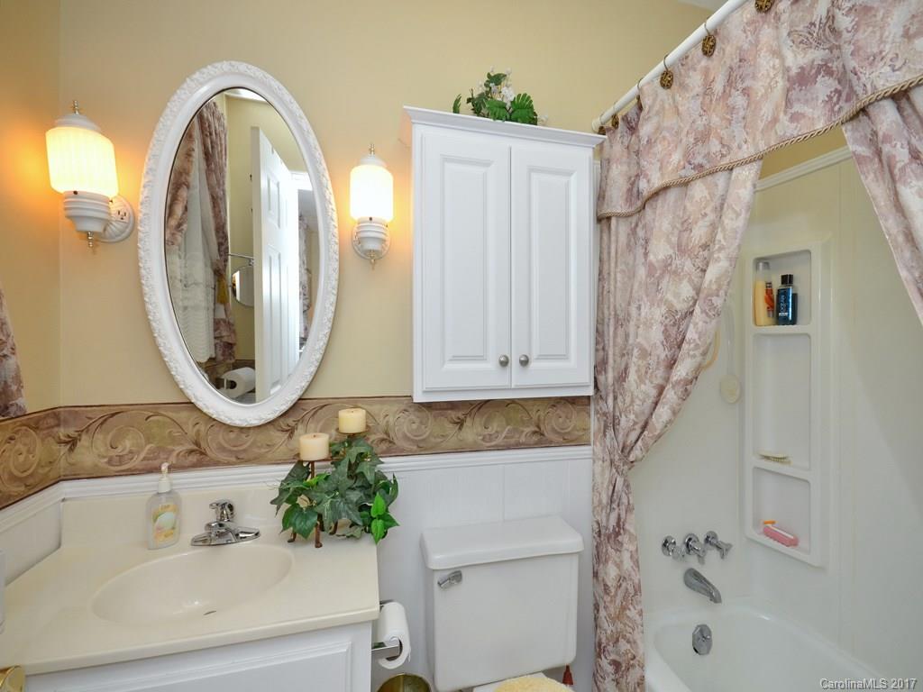 16 Pine Ridge Road Asheville, NC 28804 - Photo 8 of 18 Gallery Image 8